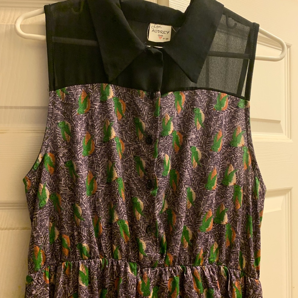 Love Audrey High Low Collar Dress size large